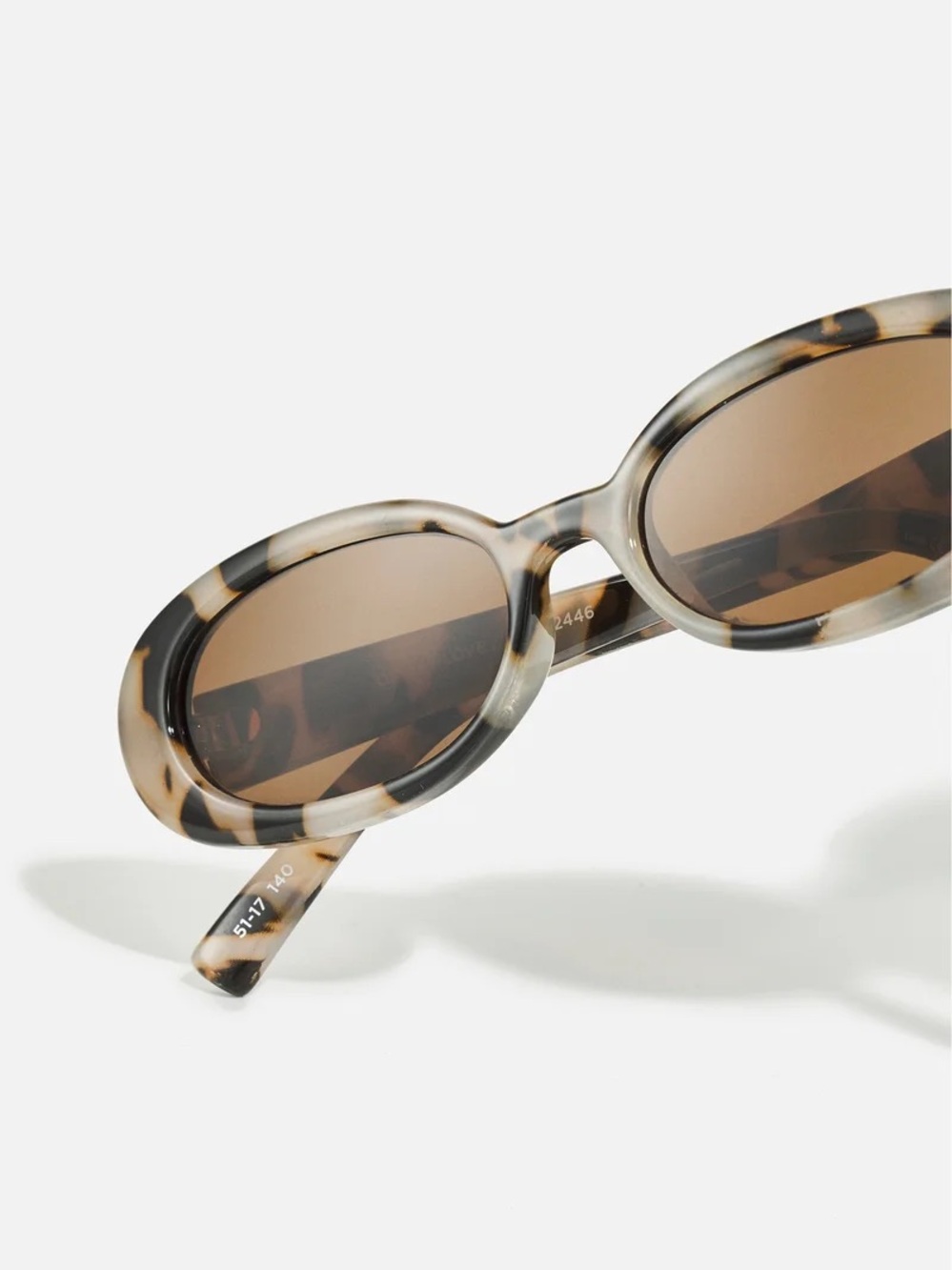NWT • Le Specs Tortoise Shell 90s Oval Sunglasses